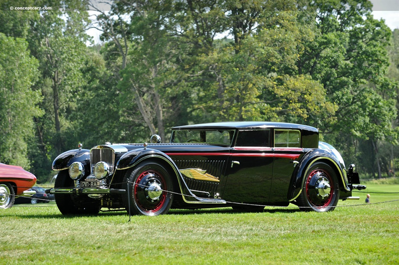Illustration for article titled 1932 Bucciali TAV 12 'Flèche d'Or' Berline - The most interesting car in the world?
